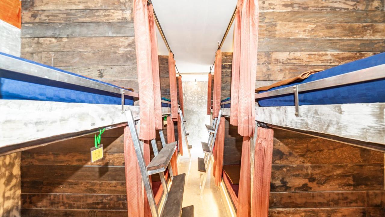 Peanut House Hostel Ubud  Exterior photo